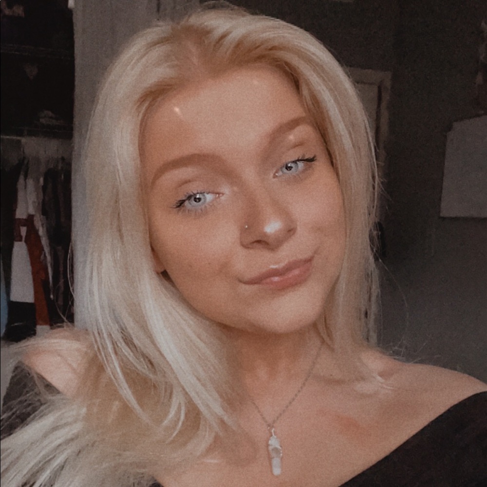 Meet your Posher, Amanda